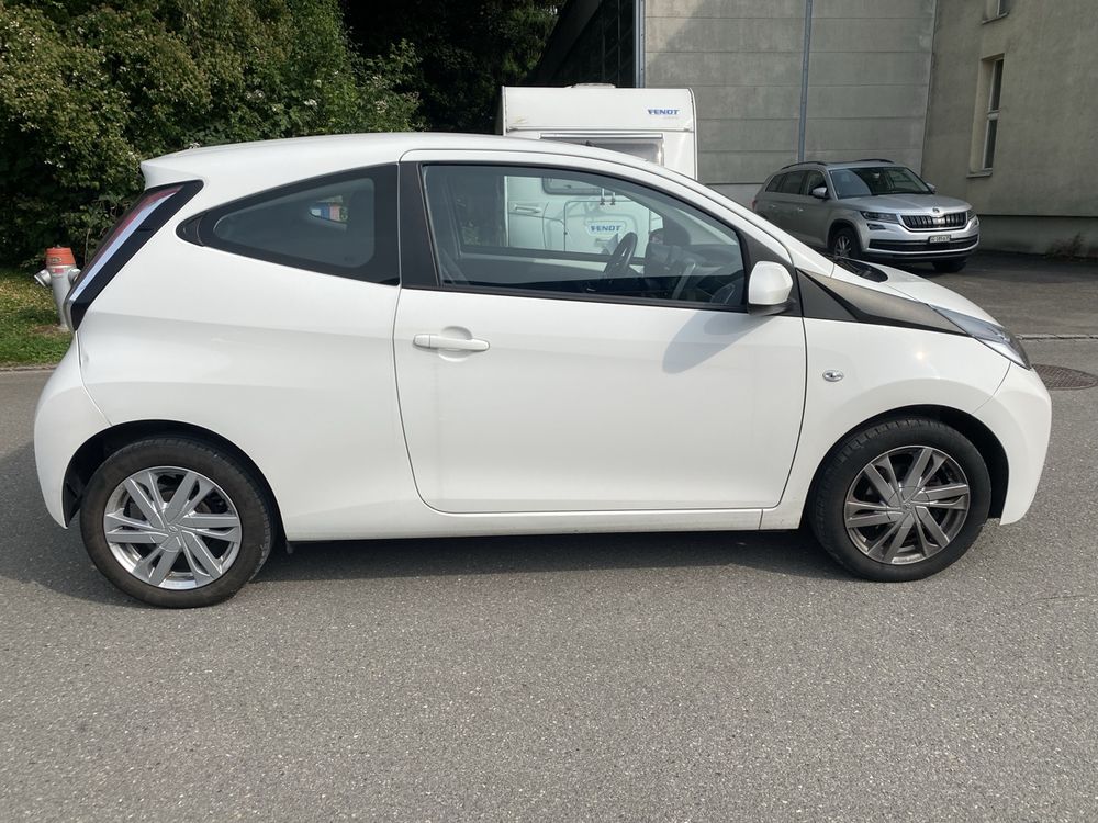 Toyota Automobili: Toyota Aygo 1.0 bensin. Baujahr 2017. Mit MFK! – Usato da Uttwil venduto da Hav_ljl2 4