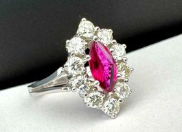 Weiss-Gold-Ring 750 Brillanten & Blutroter Rubin von C.B.