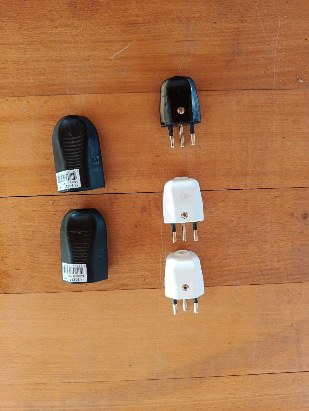 Lecteurs & Adaptateurs: stecker und kublungen  T13 – Neuf (Voir description) à Staufen par leo_d5c7