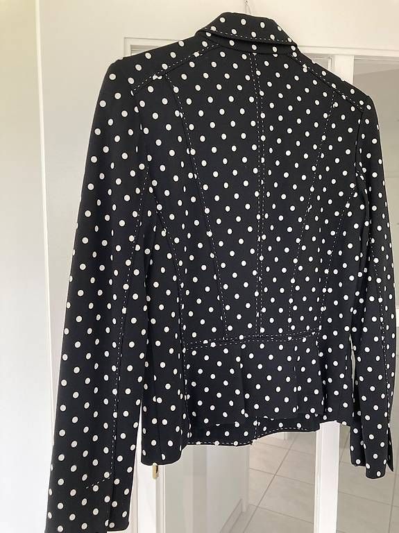 Jacken: Blazer Marc Cain Grösse 34 – Gebraucht aus Oberegg von Modetrend1a 3