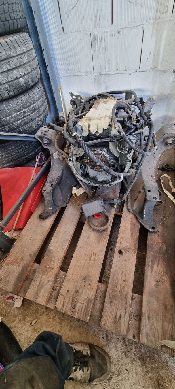 Mazda Tutti pezzi di ricambio auto: Mazda Mx5- Na Motor – Usato da Biglen venduto da Bear06 2