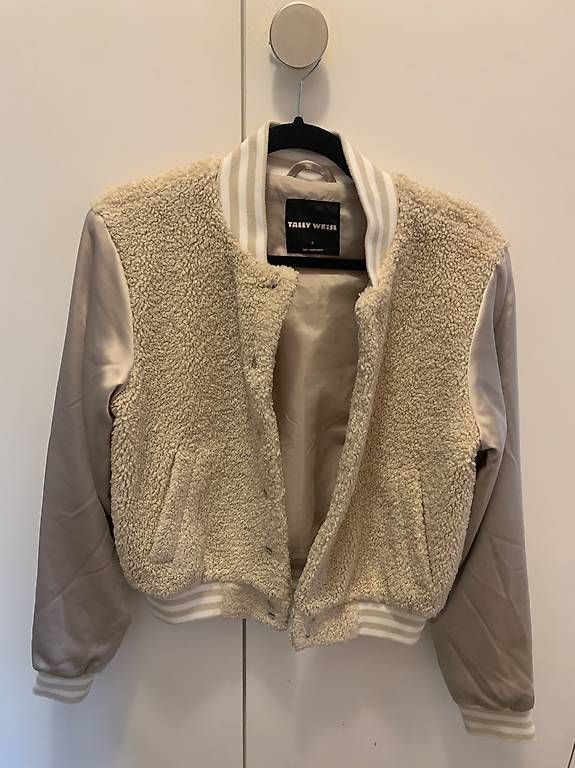 Tally Weijl Giacche: Jacke Tally Weijl beige Gr. S – Usato da St. Gallen venduto da mar_rkm7