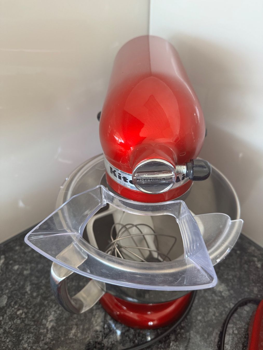 Kitchenaid Appareils de cuisine: KitchenAid Artisan Küchenmaschine, Wasserkocher – D'occasion à Seengen par Linda1781 3