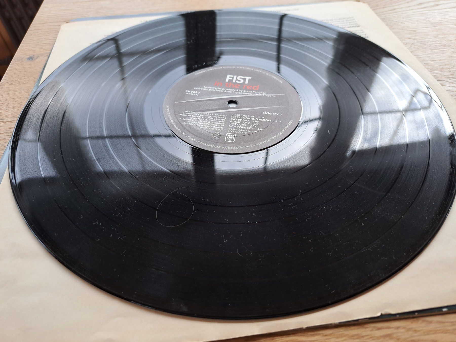 Dischi in vinile: Fist - In the red – Usato da Meggen venduto da Ricardokoch 2