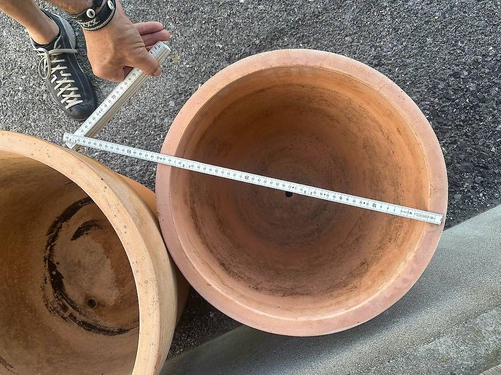 Pots de fleurs: 2 grosse Terracotta Töpfe im Set – D'occasion à Dicken par leonie_11 2