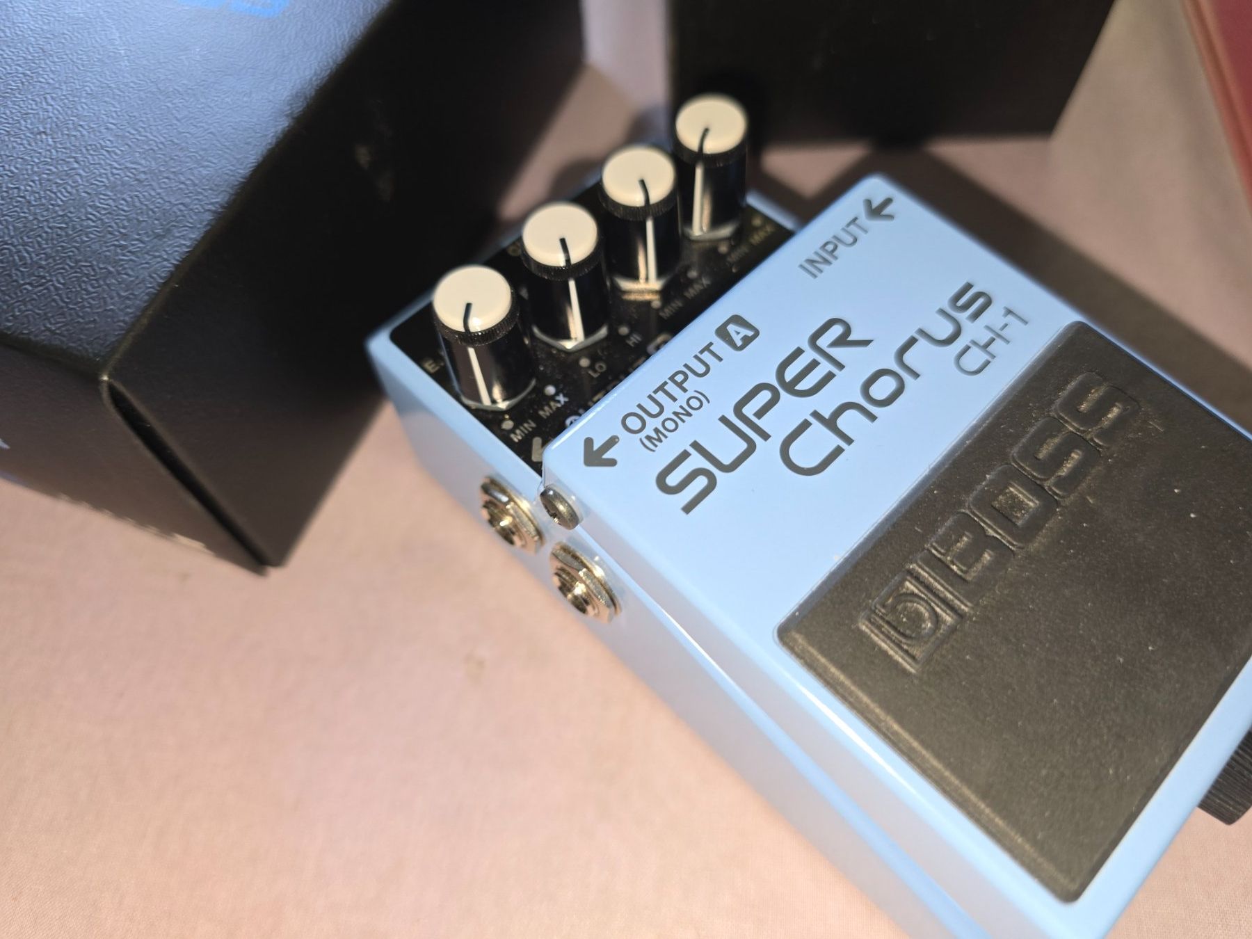Strumenti musicali: BOSS CH-1 SUPER CHORUS  ...  TOP !!! – Nuovo (secondo la descrizione) da Zürich venduto da Antiquedealer 2