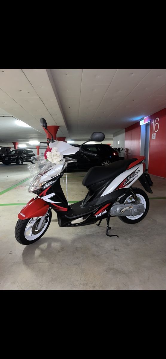Yamaha Scooter: Yamaha jog rr – Usato da Buchs AG venduto da iri_9qjp 3