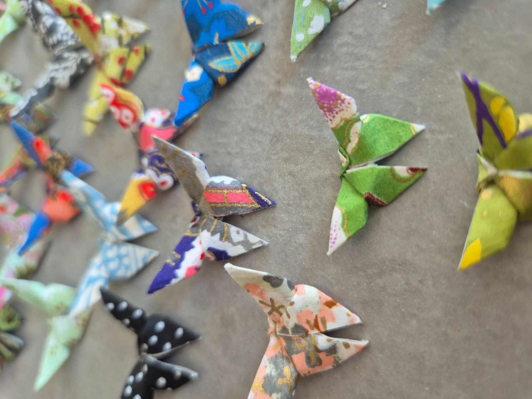 Alle Dekorationen: 30 kleine Origami Schmetterlinge  - versch. Grössen – Neu und originalverpackt aus Zürich von brifo64 7