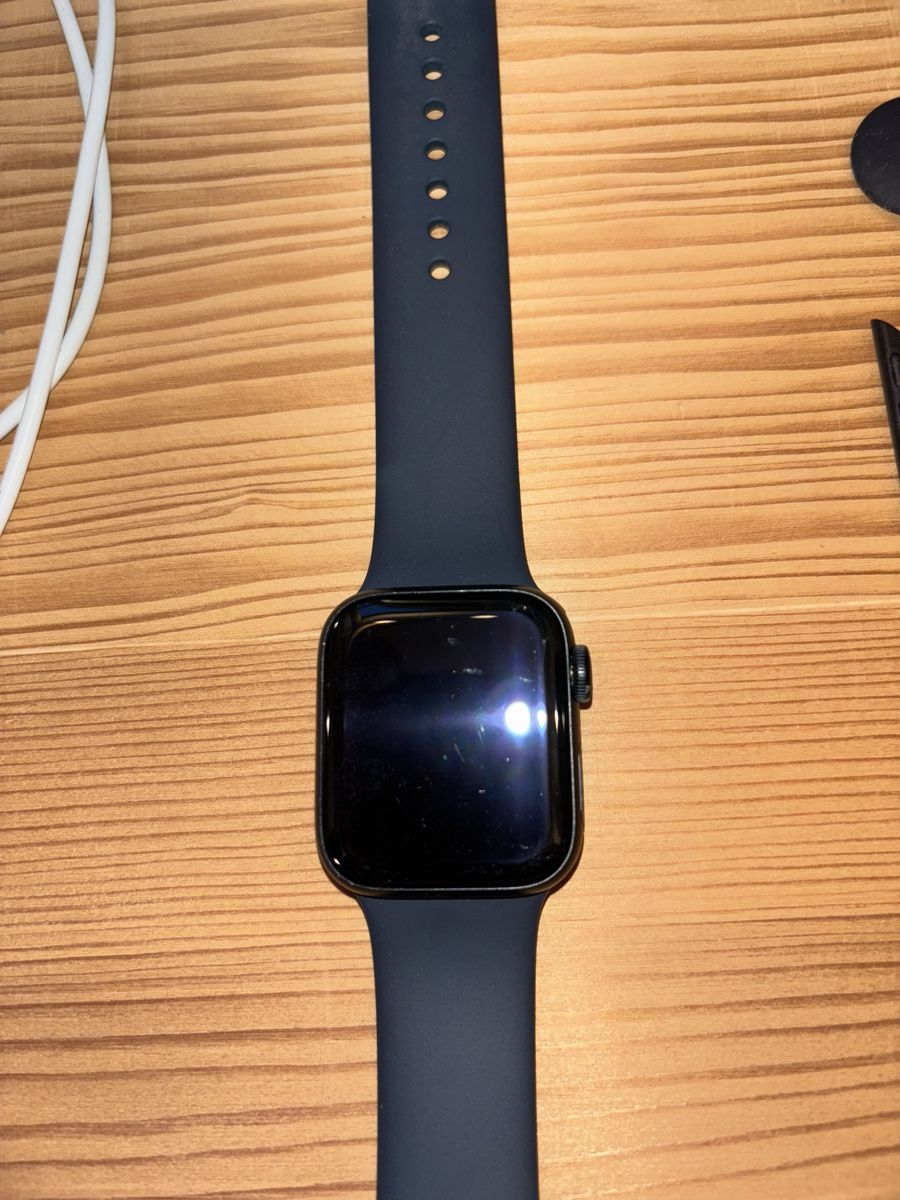 Apple Smartwatch: Apple Watch SE (GPS) 2. Generation 32GB – D'occasion à Schneisingen par mar_yy2t 2