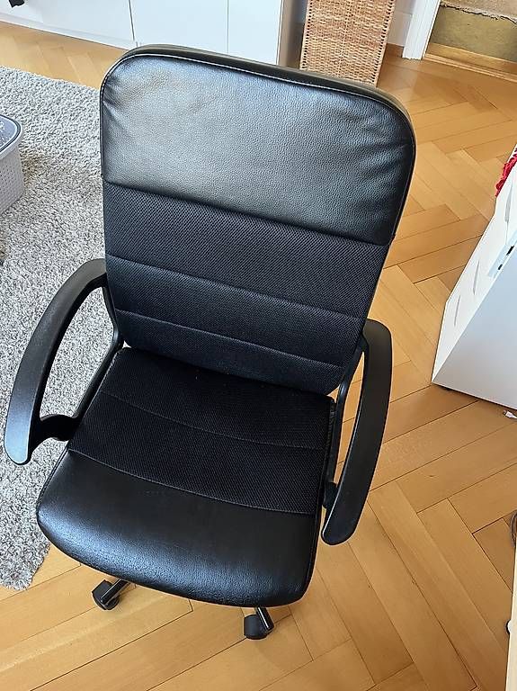Sedie: Bürostuhl schwarz – Usato da Luzern venduto da misi_k