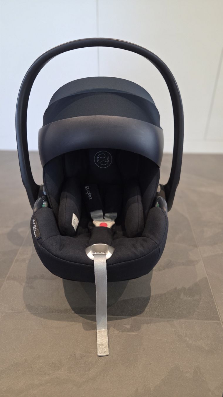 Cybex Seggiolini per auto: Babyschale CYBEX Platinum Cloud Z2 i-Size – Usato da Worb venduto da NobiSwiss