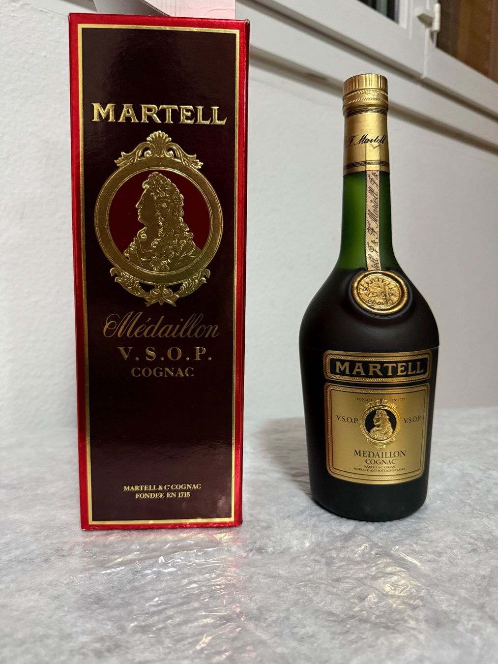 Martell Spirituosen: Martell Medaillon 70 cl 1975 - 1980 – Neu und originalverpackt aus Alpnach Dorf von Prof.Don.Camillo