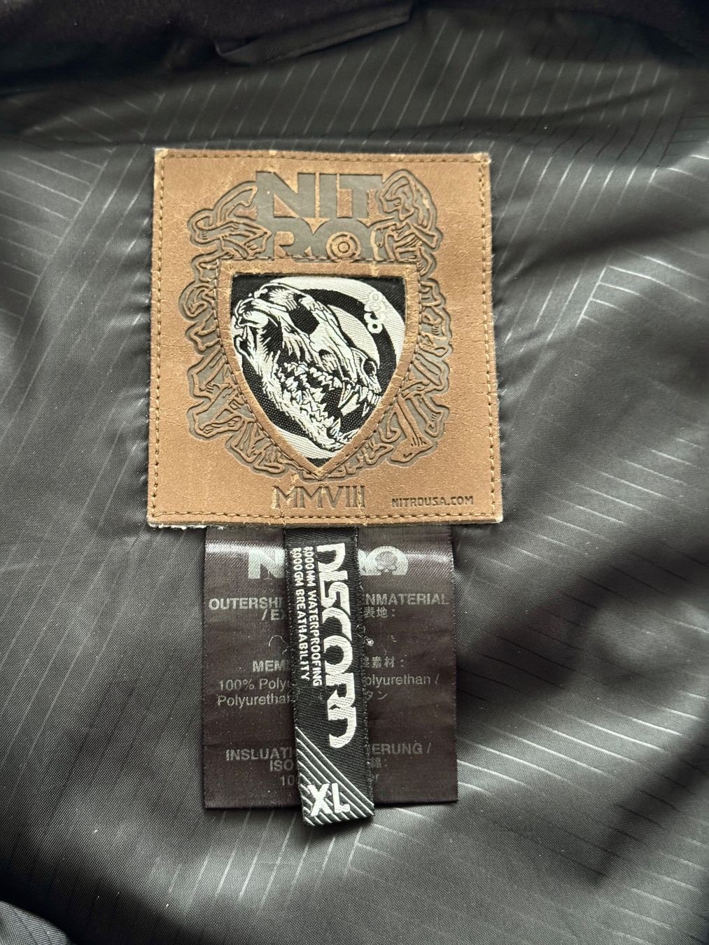 Snowboard Nitro Giacche: Nitro Snowboardjacke – Größe XL – Usato da Gordola venduto da parided 4