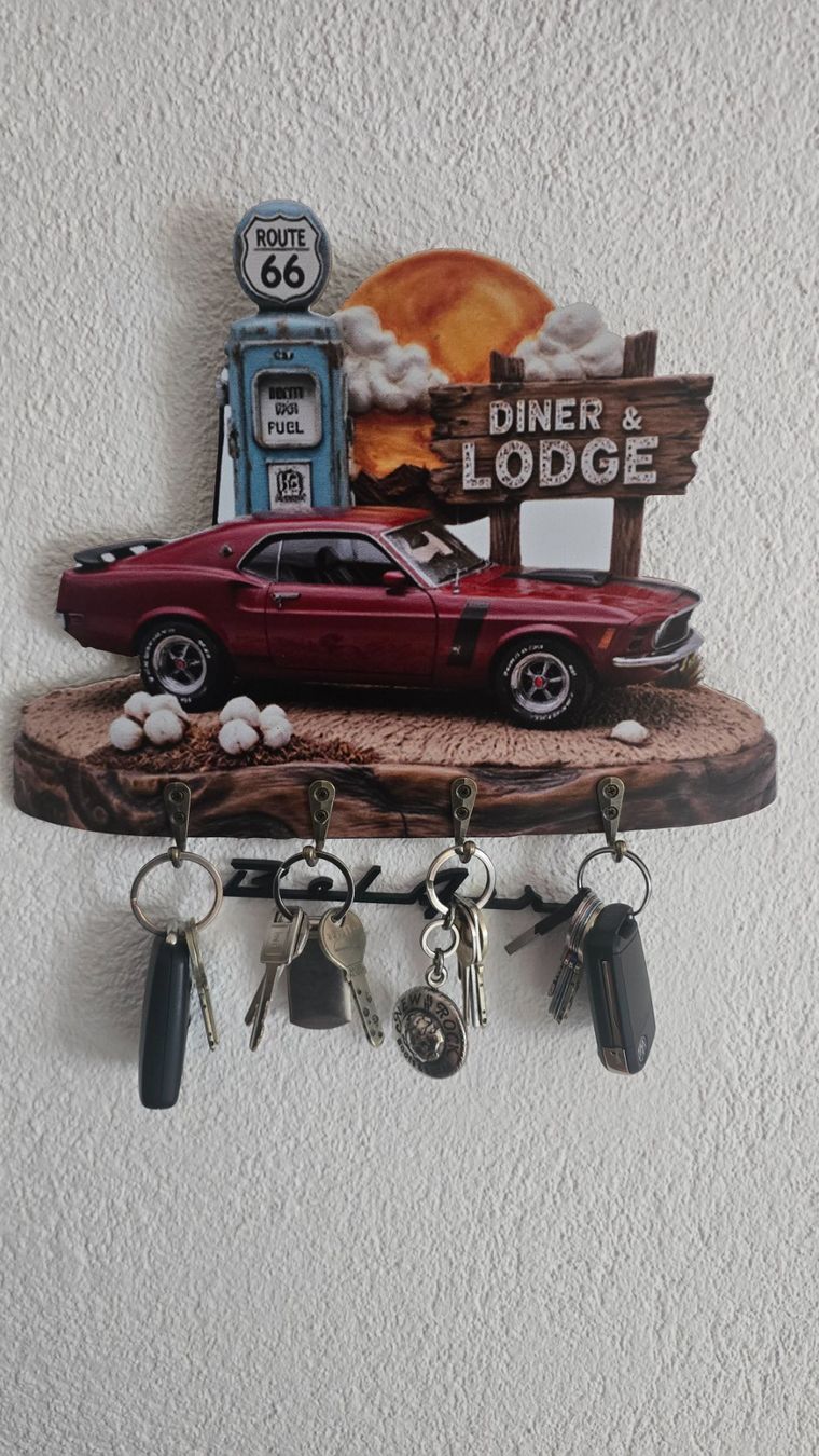 Tutte le decorazioni: Schlüsselbrett Ford Mustang Gratis Versand – Nuovo (secondo la descrizione) da Winznau venduto da johny_wayne