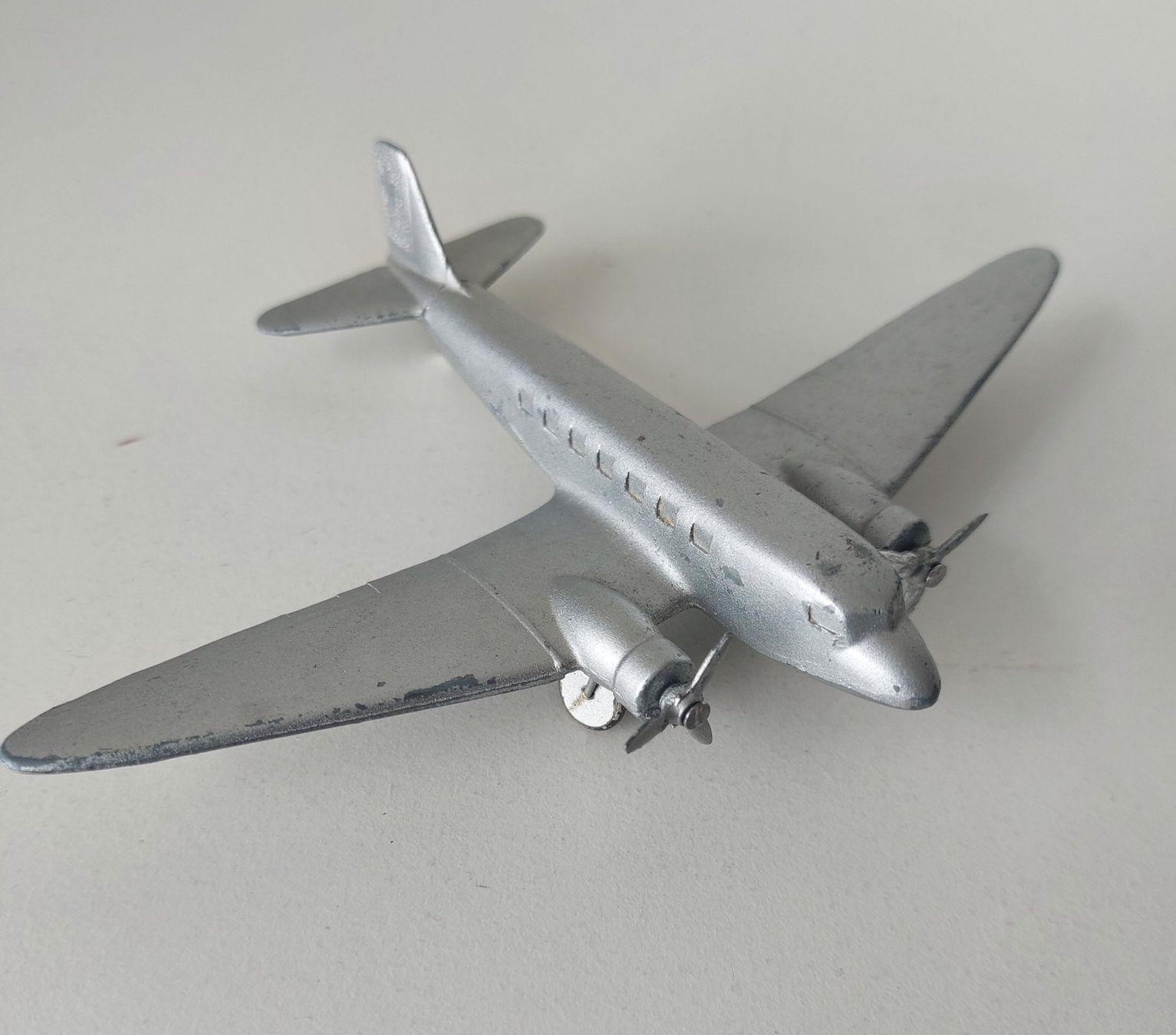 Spielzeuge: Bühler Flugzeug Swissair DC 3  Flieger – Gebraucht aus Schenkon von Elbarto007 1