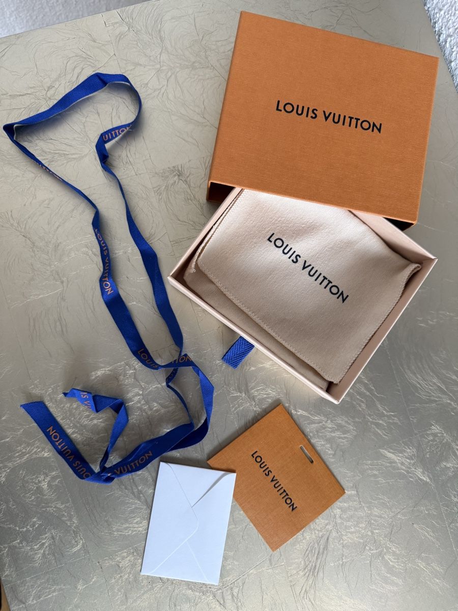 Tutte le decorazioni: LOUIS VUITTON GESCHENKBOX SET – Nuovo (secondo la descrizione) da Rorschacherberg venduto da drdupor 1