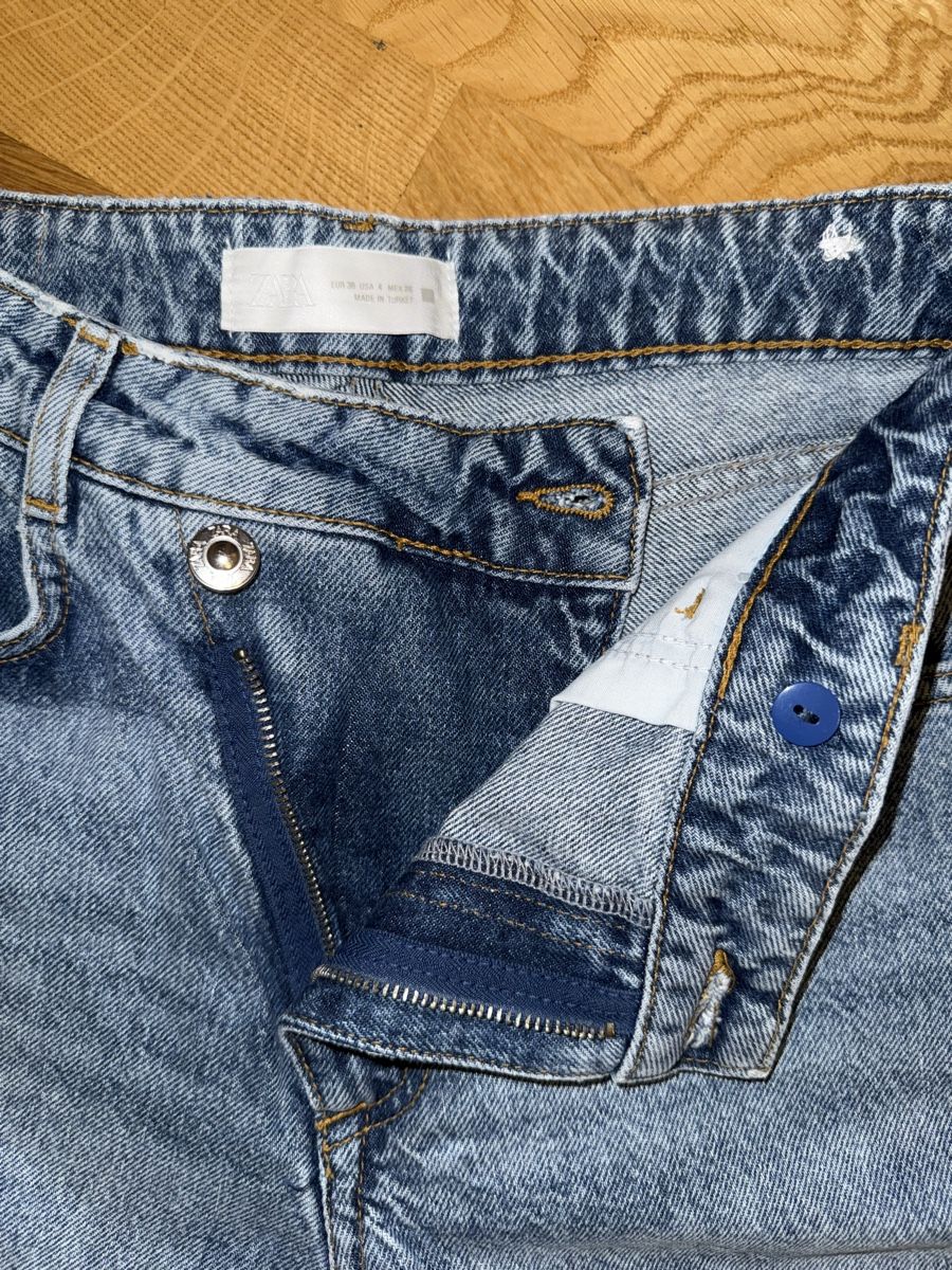 Zara Jeans: Jeans Zara – Neu (gemäss Beschreibung) aus Zürich von sabrina.gonc 1