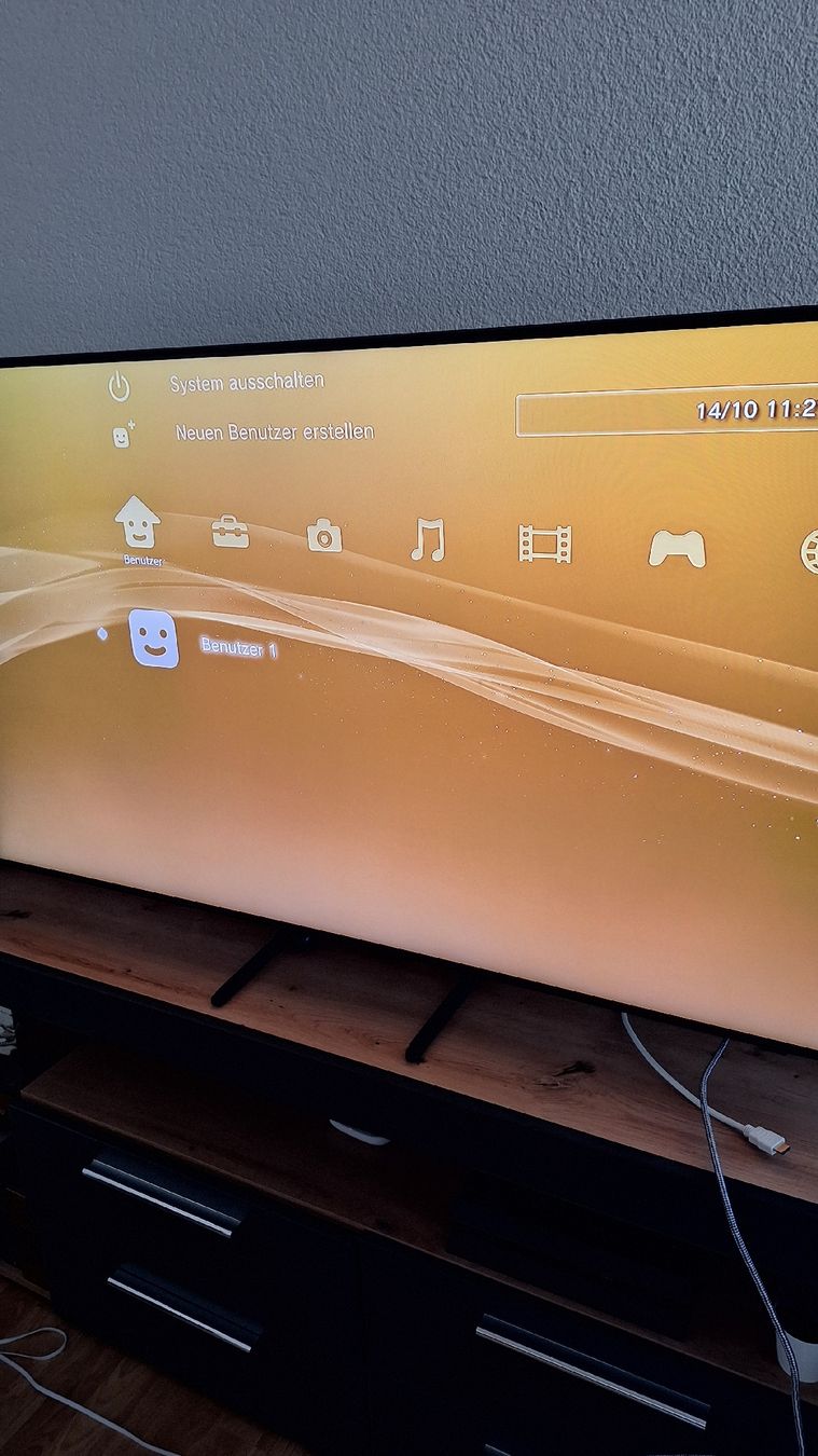Sony Consoles: Playstation 3 mit 2 Controller und 24 Spielen – D'occasion à Kriens par Blitz95 4