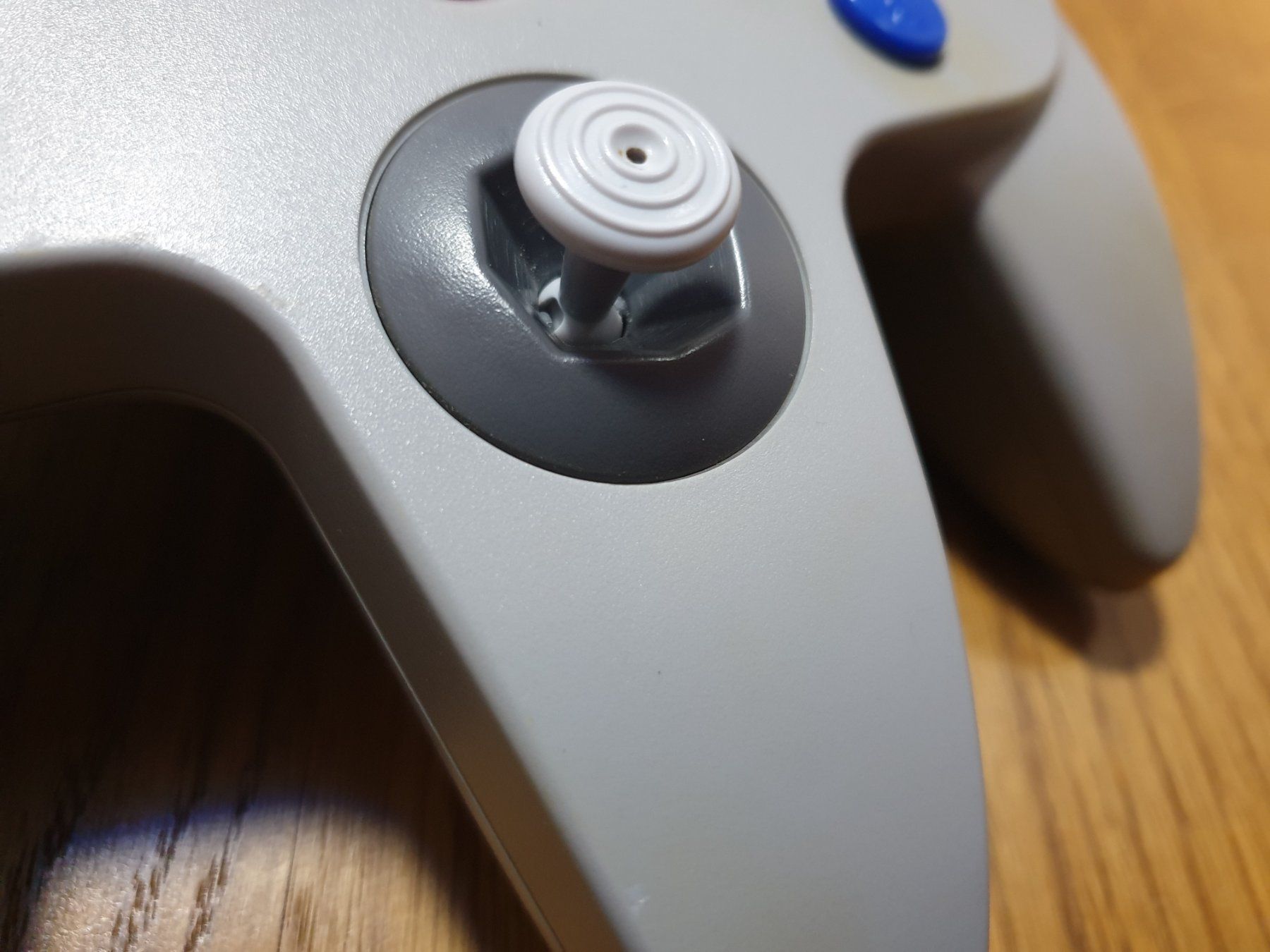 Controller: Originaler Nintendo N64 Controller grau – Usato da Rain venduto da Laupia 2