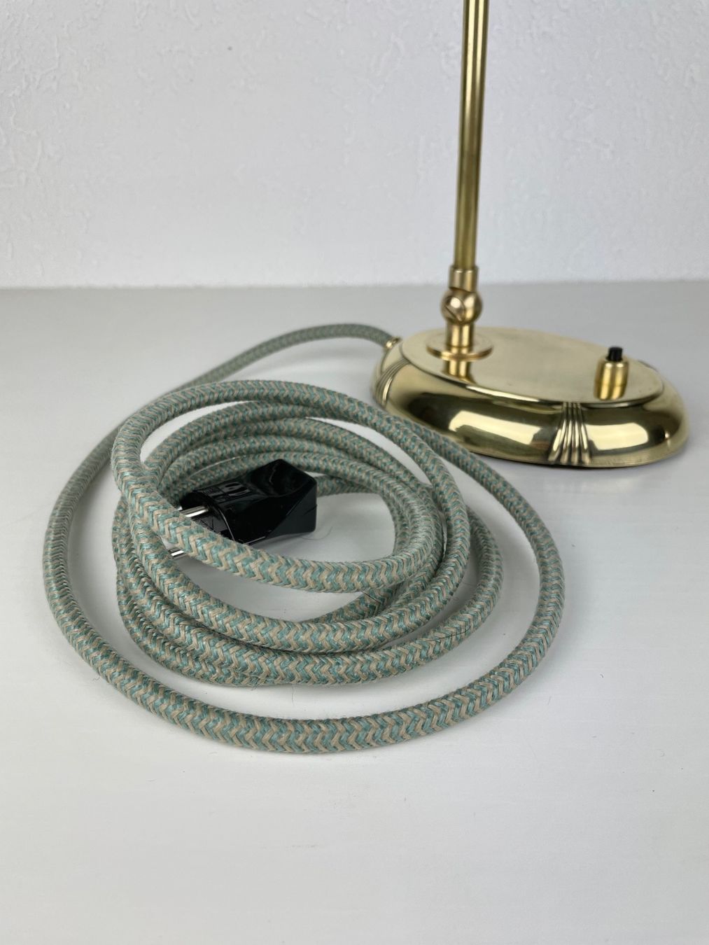 Lampade: Desk/table lamp remodelled lampe tischlampe – Usato da Genthod venduto da lightyear63 8