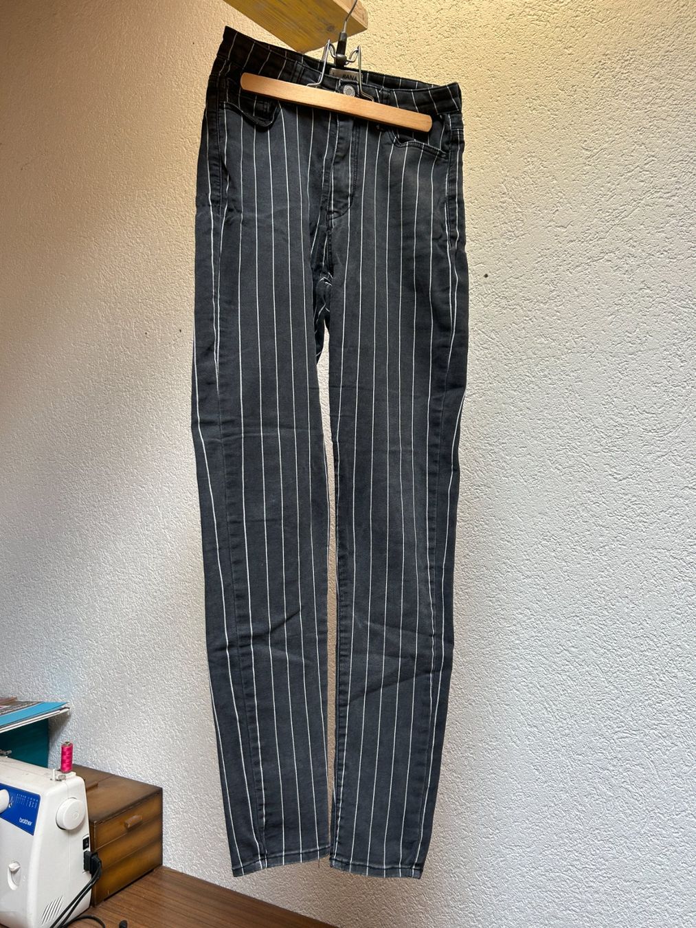 Tally Weijl Jeans: Pantalon taille haute Tally Welly – Gebraucht aus Soyhières von Maponos