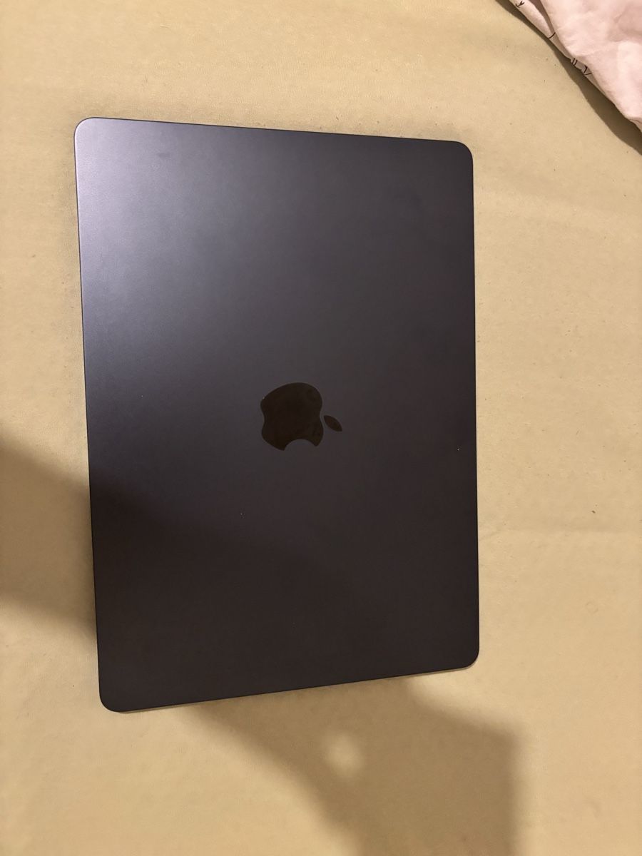 Apple Portables: APPLE MacBook Air 2022 – D'occasion à Baden par nik_75rr
