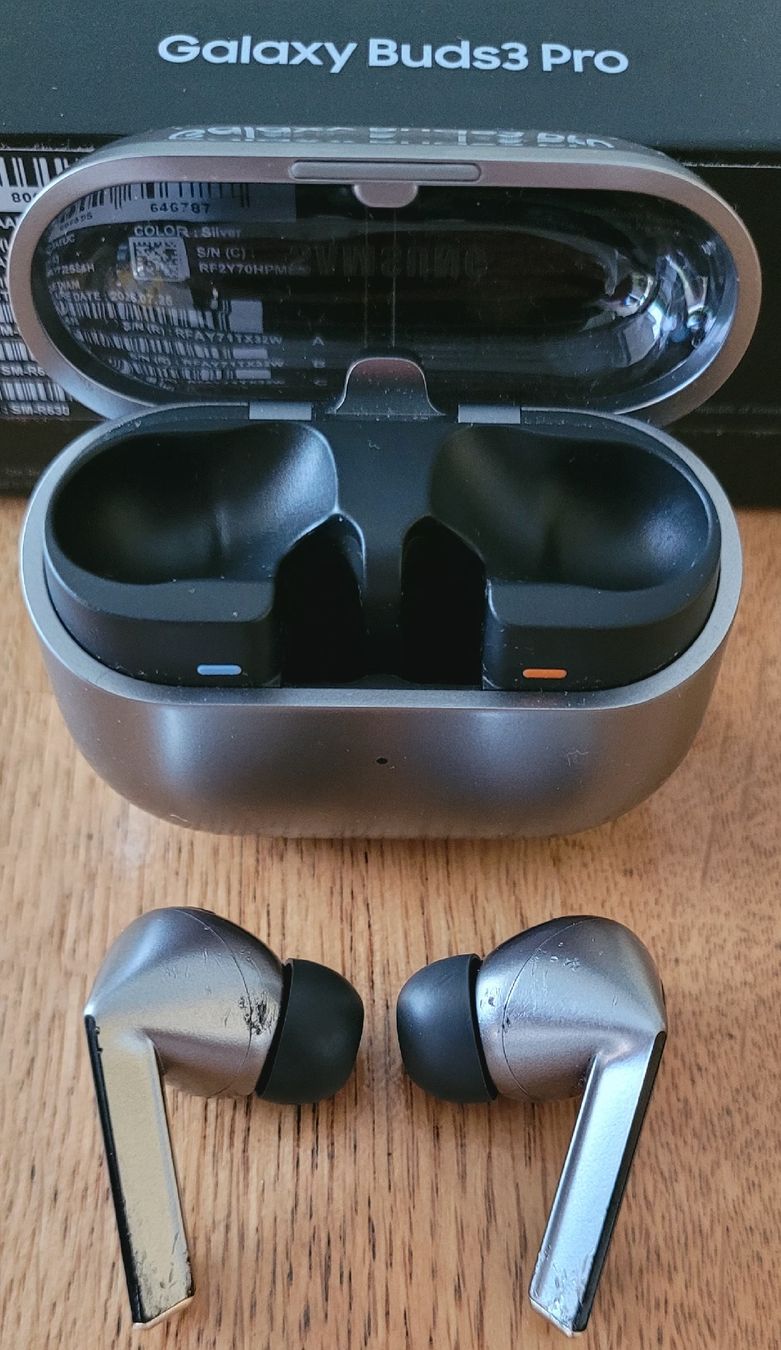 Samsung Casques audio: Samsung Galaxy Buds3 Pro Silber – D'occasion à Winterthur par AwSam 4