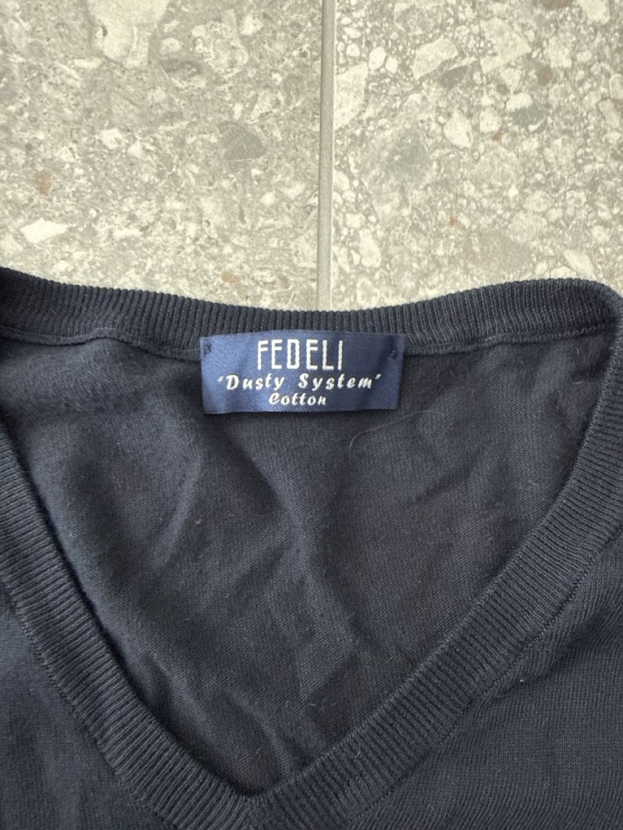 Maglioni & Felpe: Herren Pullover FEDELI V-Ausschnitt Baumwolle Navy Grösse L – Usato da Birmensdorf ZH venduto da nin.am 1