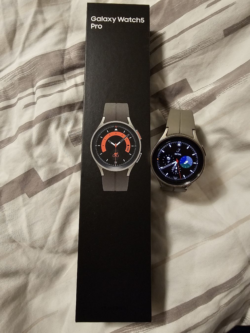 Samsung Smartwatch: Samsung Galaxy Watch5 Pro – Usato da Wettingen venduto da Alidapi