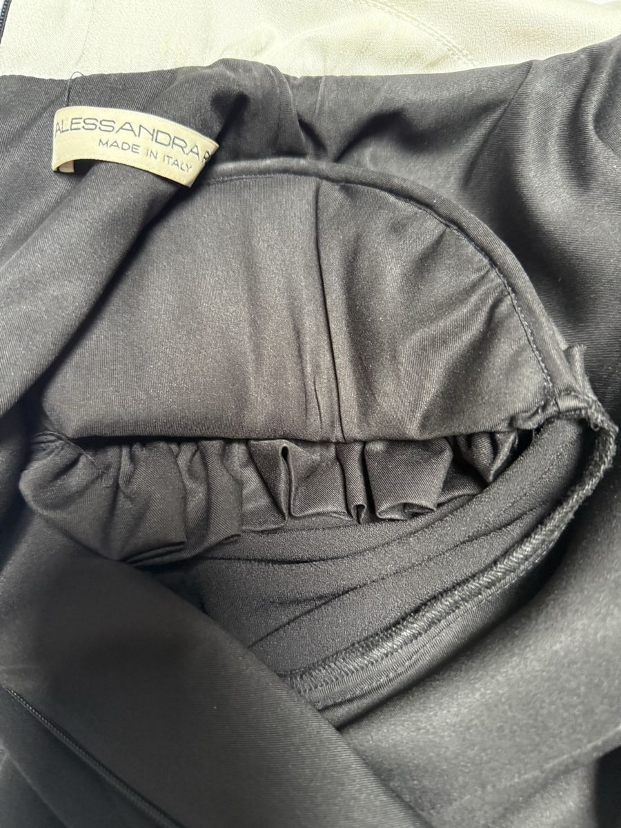 Kleider: Alessandra Rich dress S – Gebraucht aus Barna von orbuyorcry 8