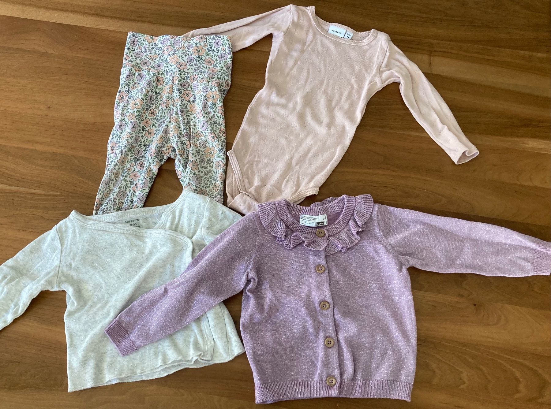 Lotti & Set di vestiti: Mädchen Paket Grösse 74 – Usato da Fieschertal venduto da Jordanja11 9