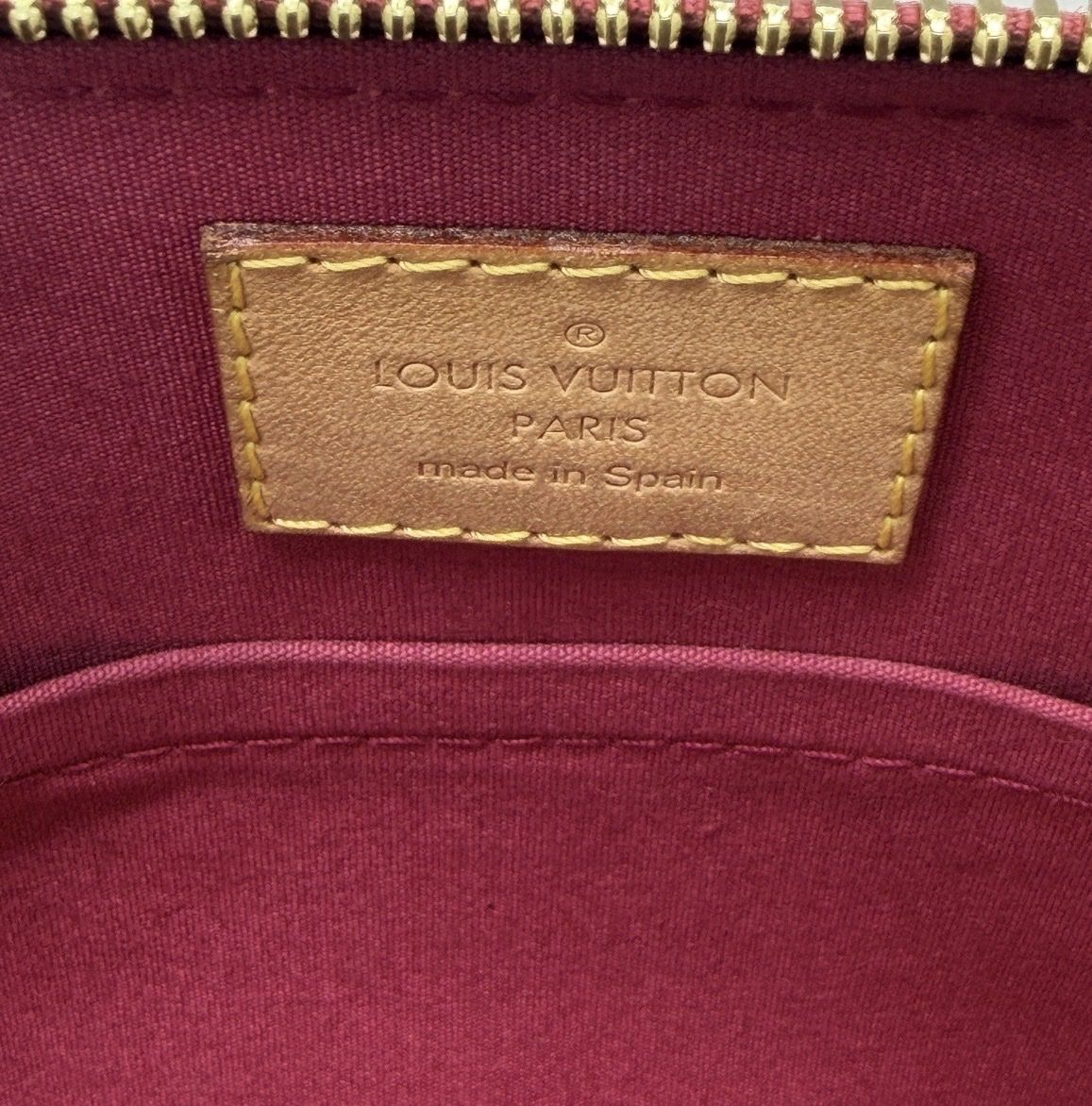 Louis Vuitton Borse: LV Alma BB dark red enamel leather – Nuovo (secondo la descrizione) da Satigny venduto da rii_mh6c 7