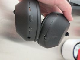 Sony WH-1000XM5 Headphones Black damaged condition