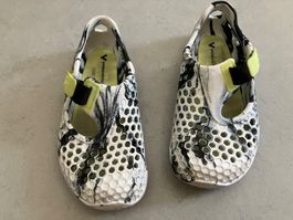 Vivobarefoot Ultra Bloom 33