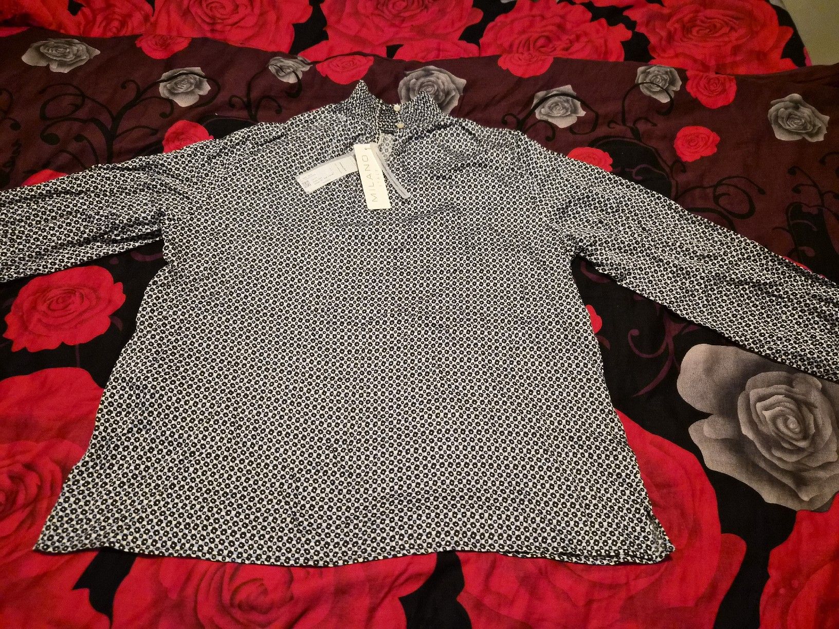 Camicette: Milano Italy  Bluse gr 44 neu – Nuovo e nell'imballaggio originale da Dietikon venduto da Eleda