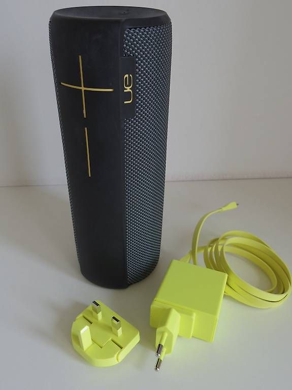 Ultimate Ears Casse acustiche: UE Boom 2 Bluetooth Lautsprecher - mit Ladekabel – Usato da Bern venduto da korpuskel