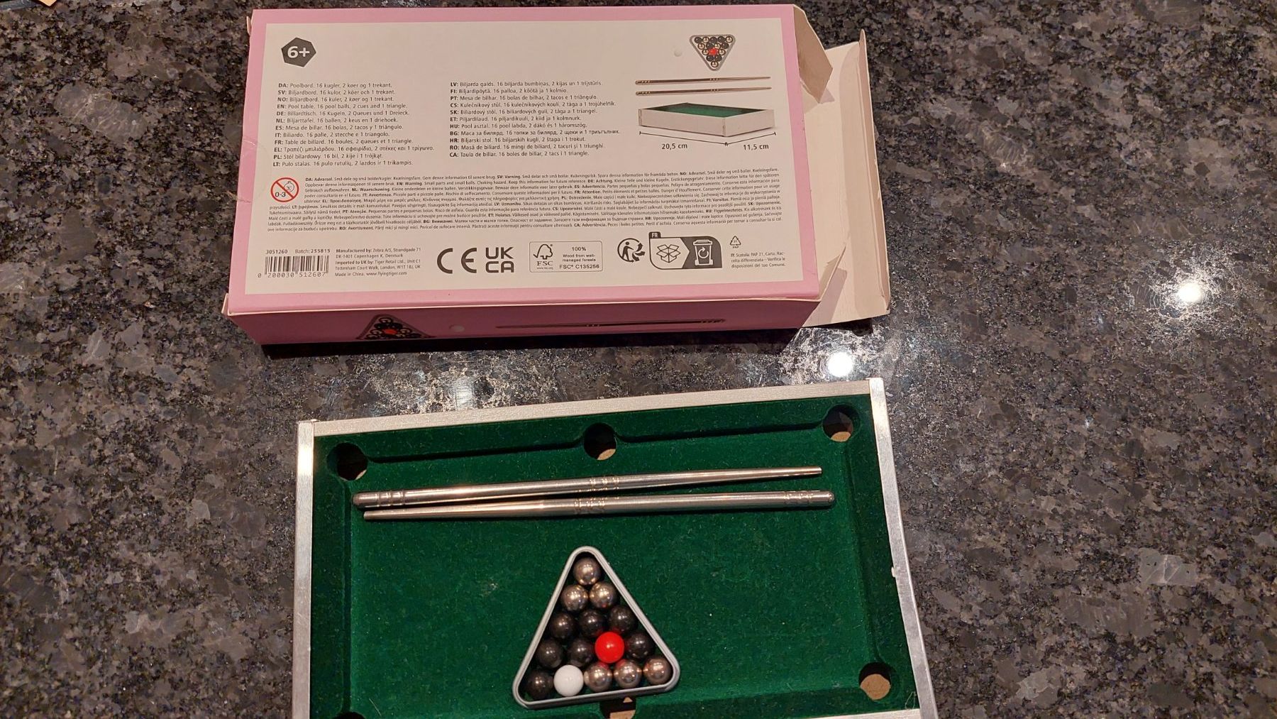 Giochi: Mini-Pooltisch, Tischbillard, Reisespiel, neuwertig. – Usato da Schmerikon venduto da AB92 1