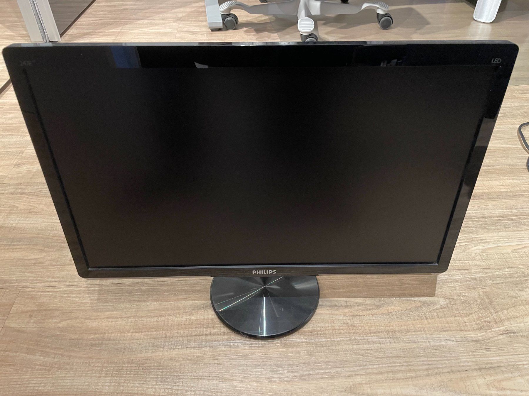 Philips Ecrans: PC-Bildschirm Philips 24Zoll 247E4L – D'occasion à Langnau b. Reiden par taffi17 1