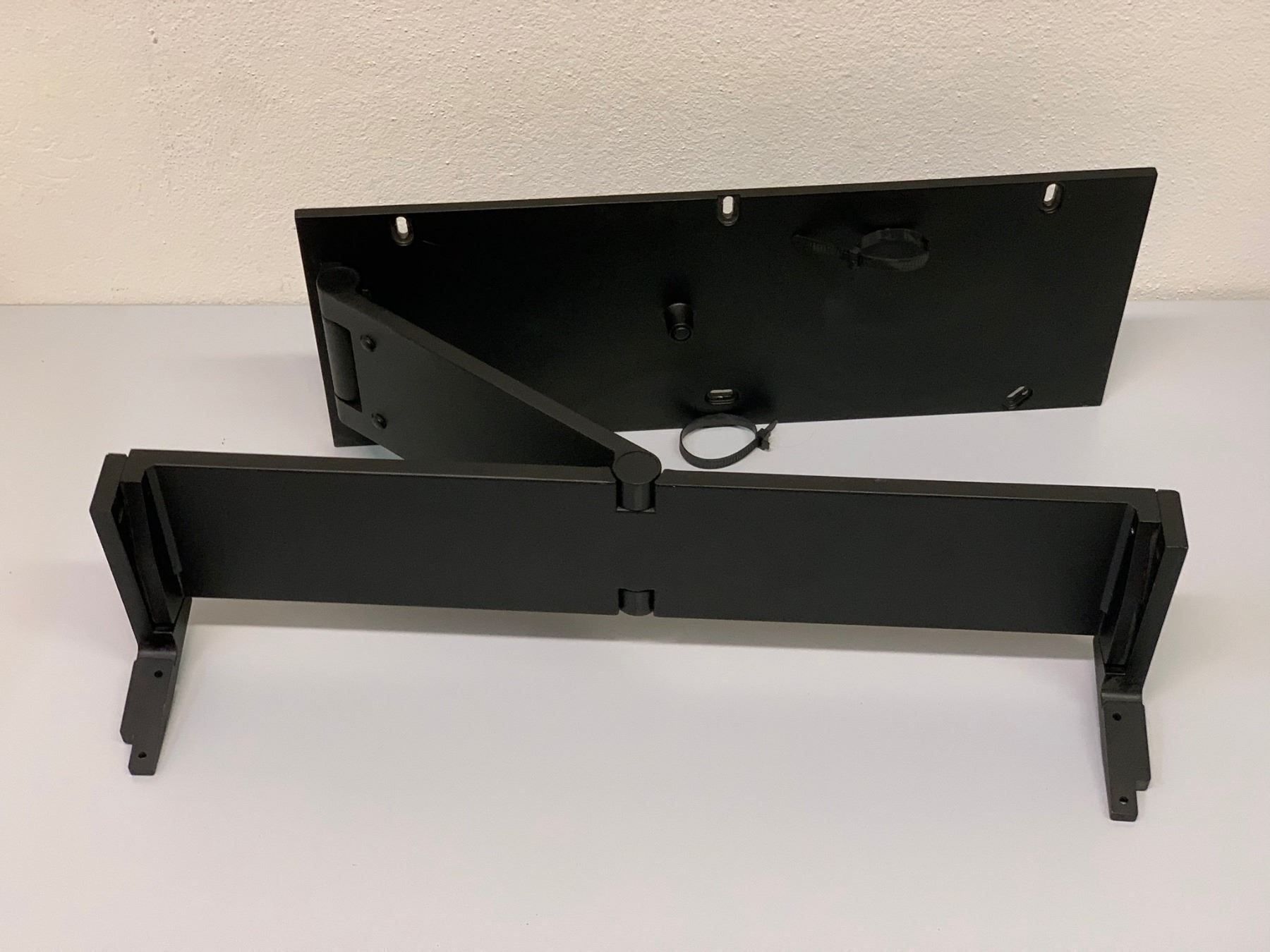Bang & Olufsen Fernseher: BeoVision 8-26 Wandhalterung – Gebraucht aus Hochdorf von av-electronics 1