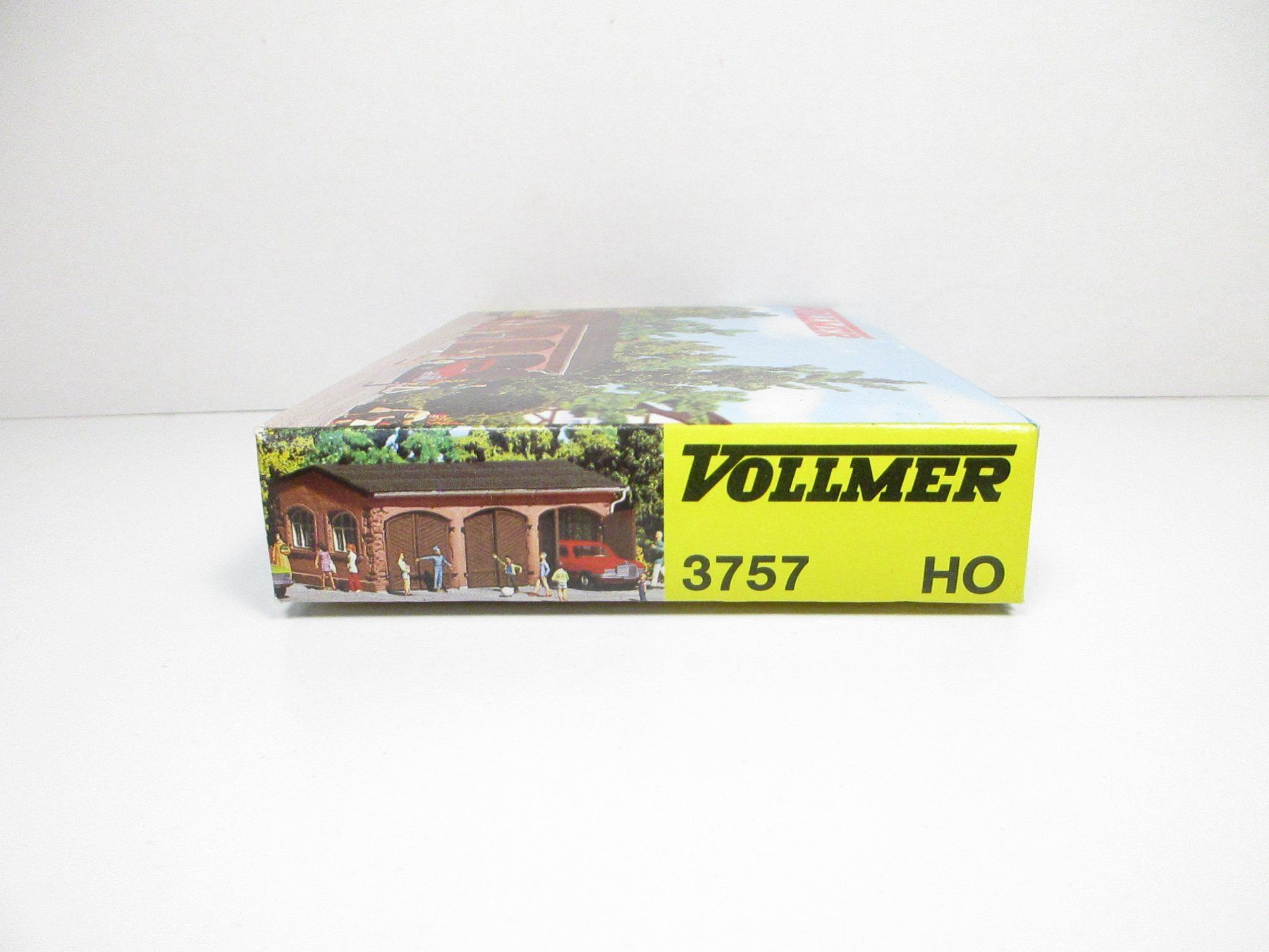 Vollmer Modellini di ferrovie: Vollmer H0 3757 Garage – Nuovo e nell'imballaggio originale da Olten venduto da Heinrich875 2
