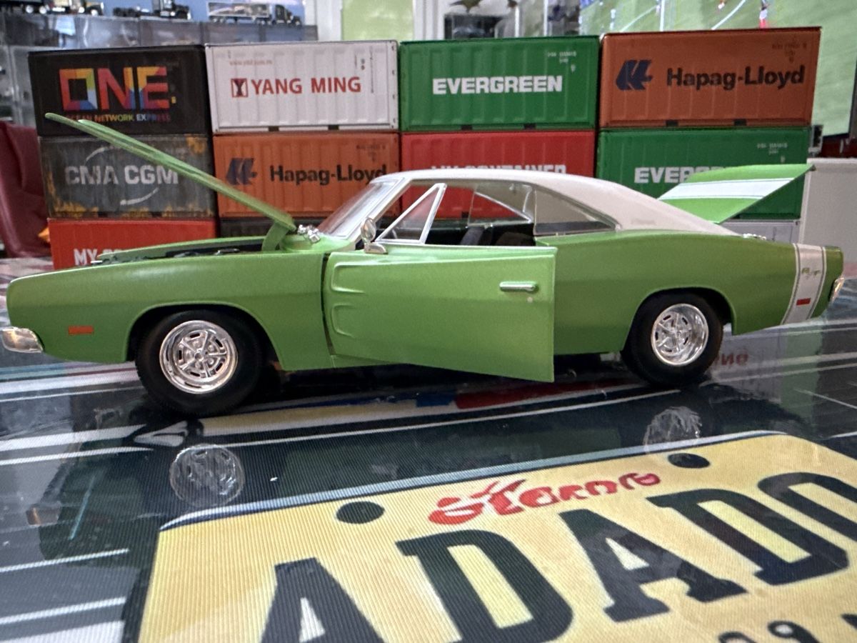 Dodge Modellini d'auto: Dodge Charger 1970 RT 1:18 – Nuovo (secondo la descrizione) da Basel venduto da Zomeg 1