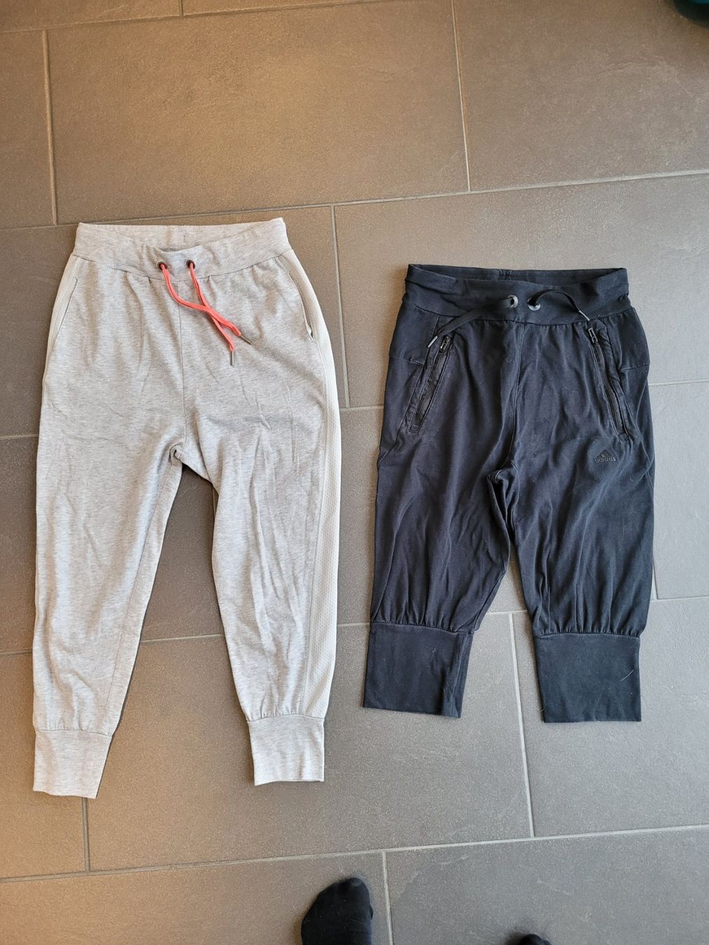 Lotti & Set di vestiti: 10teiliges Kleiderpaket 146/152 – Usato da Erlinsbach SO venduto da Elso72 8