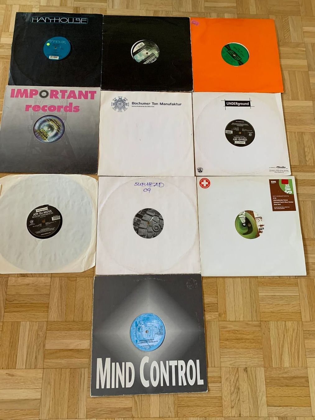 Dischi in vinile: 20 X 12" TECHNO – Usato da Genève venduto da roh_wjt9 1