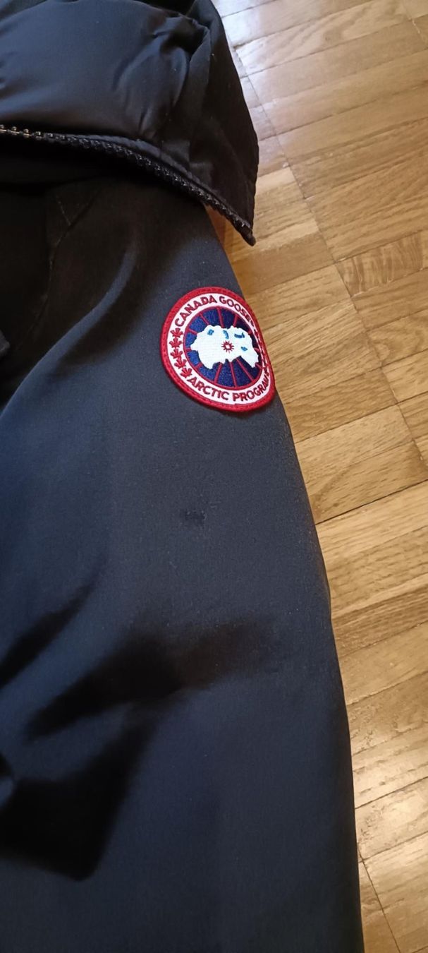 Canada Goose Giacche: Canada Goose Jacket – Usato da Gland venduto da dlmw 7