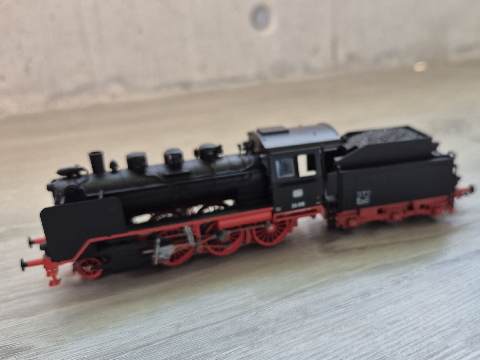 Märklin Modellini di ferrovie: Dampflokomotiven 36240 Märklin – Usato da Chur venduto da engdan 1