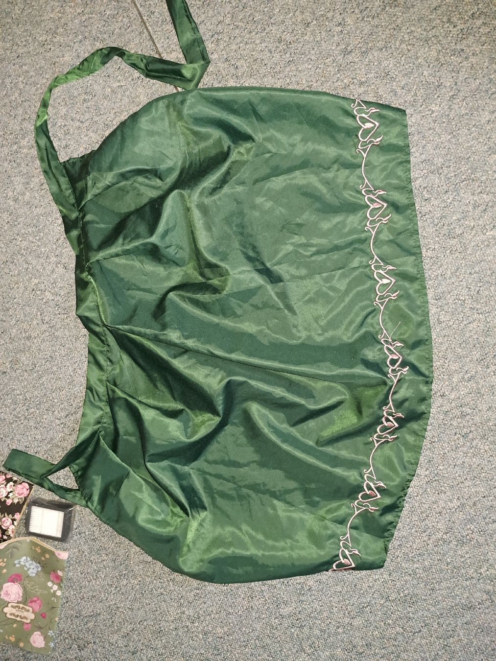 Costumi: Dirndl Gr.40/42 mit Schürze unbenutzt  – Nuovo (secondo la descrizione) da Kölliken venduto da Upcycling-by-Mc-TAM 5