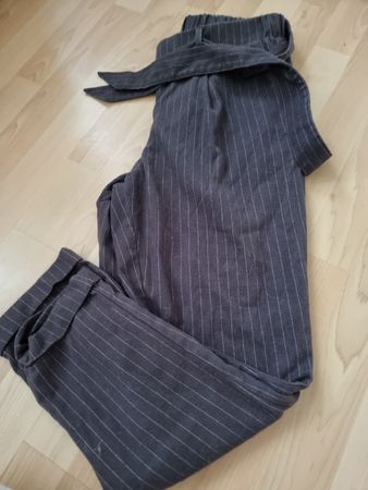 Streifen hose grau