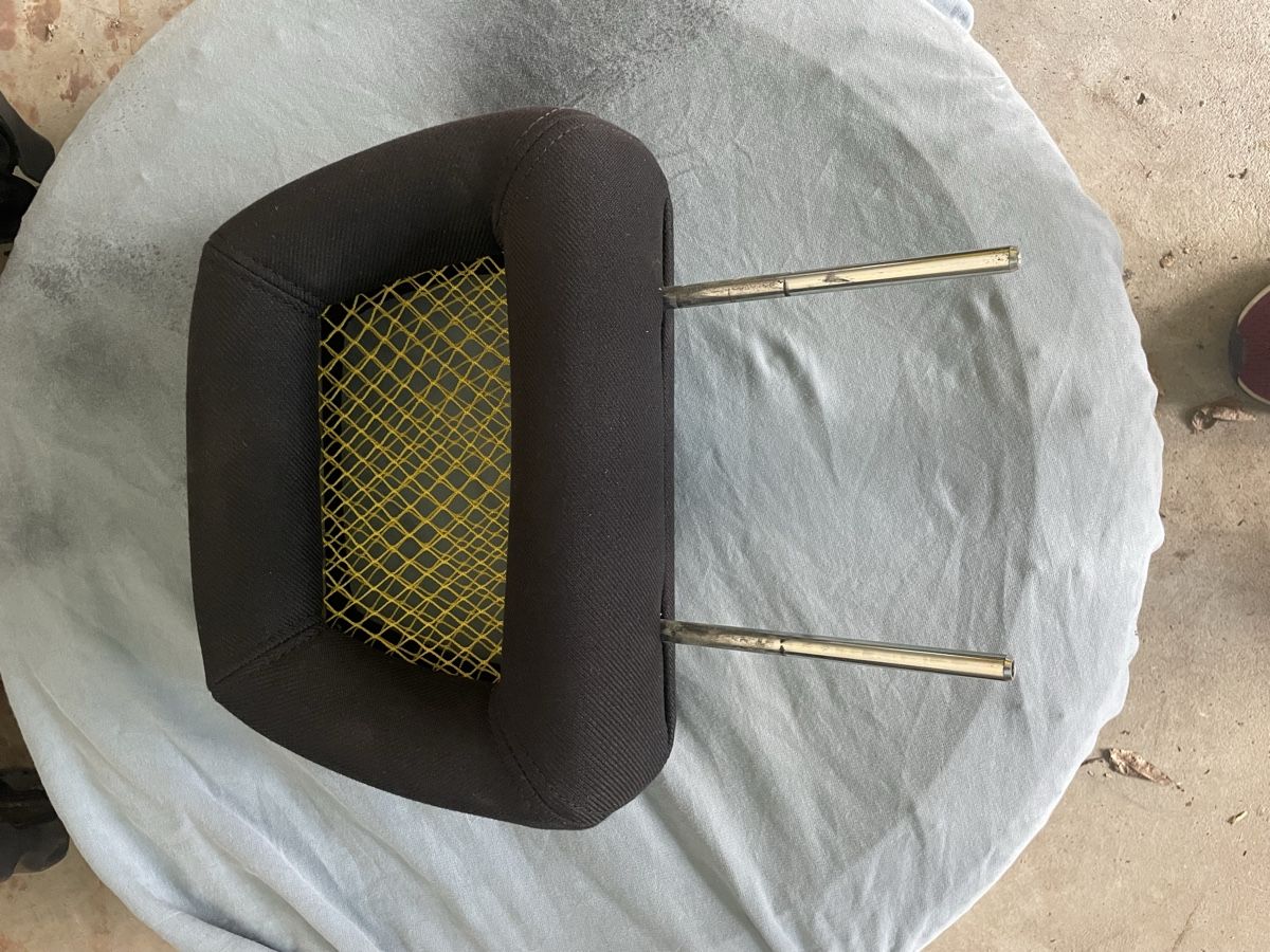 Recaro Tutti pezzi di ricambio auto: Recaro fishnet Kopfstütze – Usato da Sax venduto da 17u_lq8l