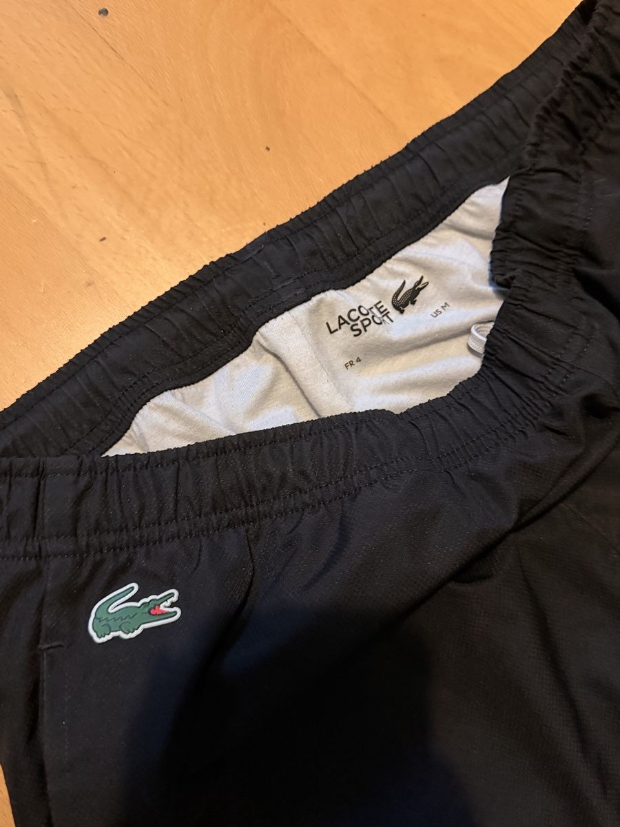 Lacoste Pantaloni: Lacoste Regenhose M – Usato da Zürich venduto da Bonez_9 1