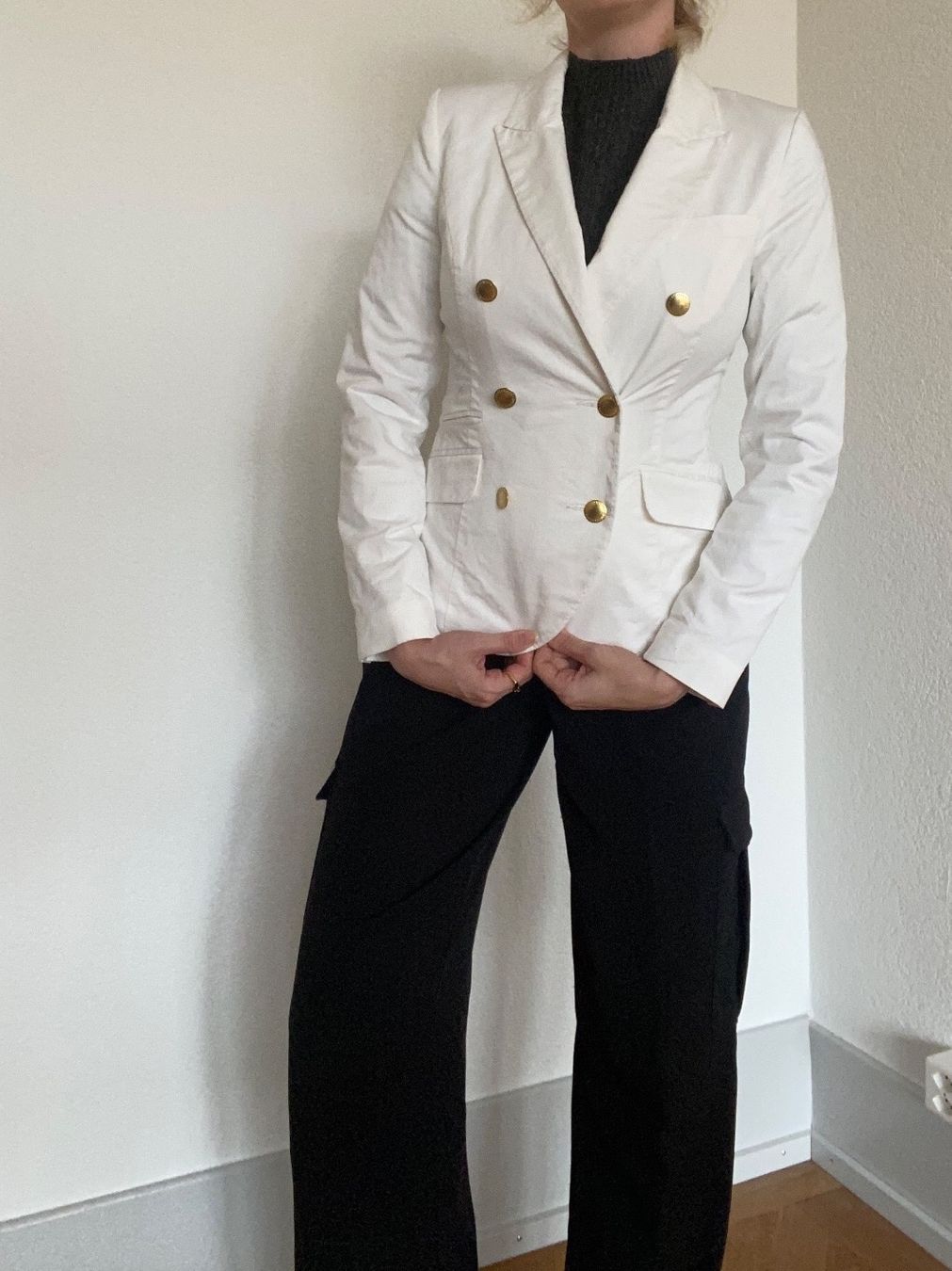 Jacken: Weisser Blazer, Goldknöpfe, Grösse S – Gebraucht aus Bern von mue_yhz5 2